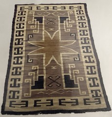 Pictorial Valero Star Rug 1920S 47“ X 91“