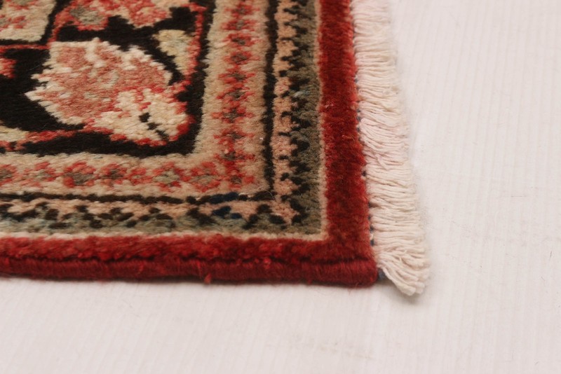 Vintage 4'3" x 6'7" Traditional Hand Knotted Vegetable Dye Wool Area Rug gallery