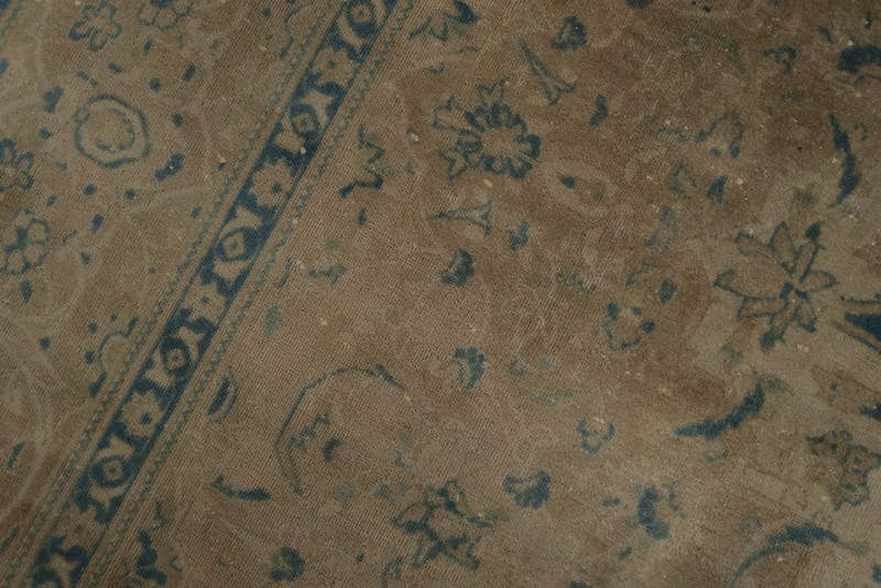 Classic Living Room Area Rug 7x11 in Subtle Blues and Warm Earthy Tones Carpet gallery