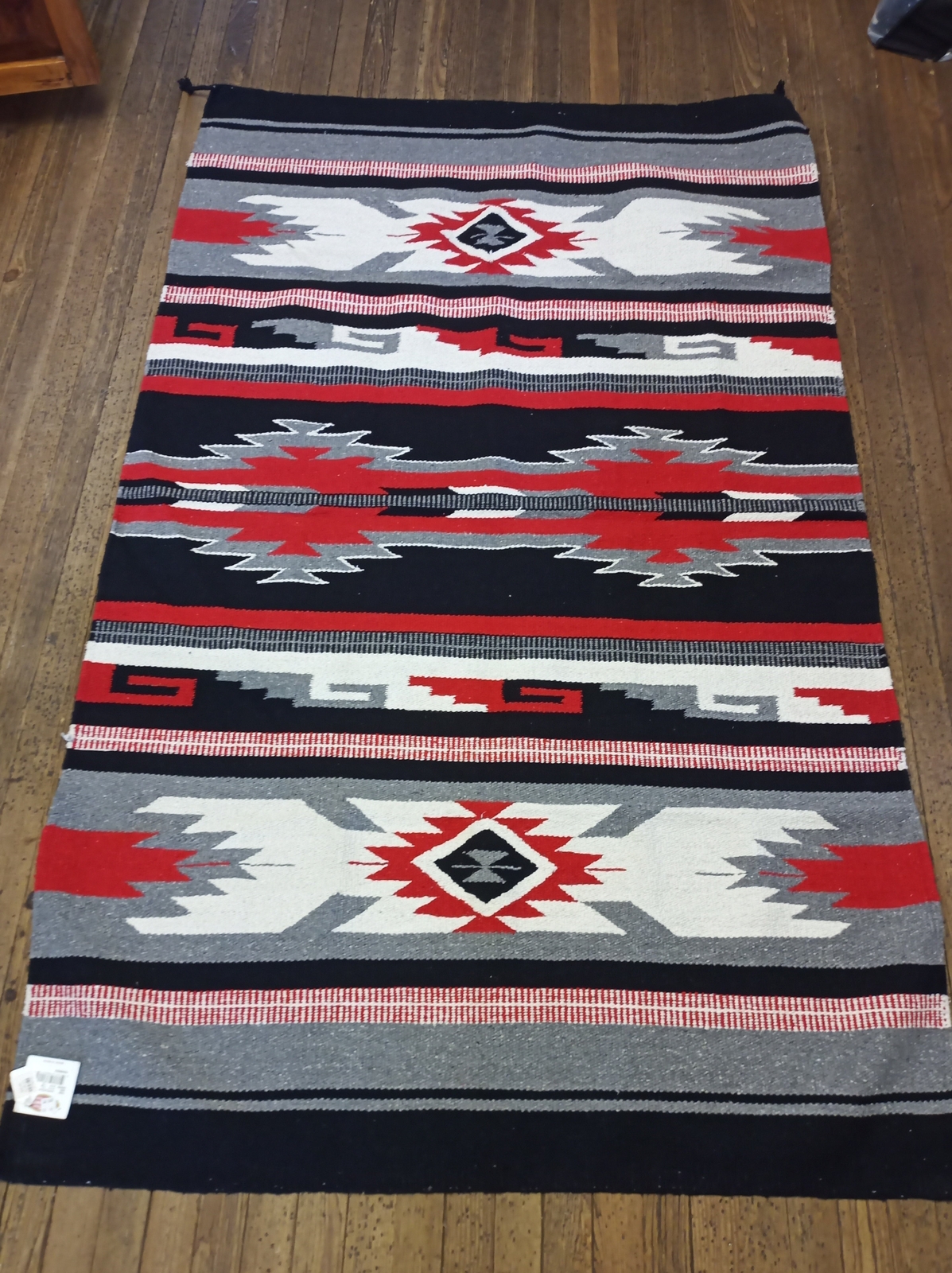 Handwoven Southwest Design Acrylic Rug; 4'x6' gallery