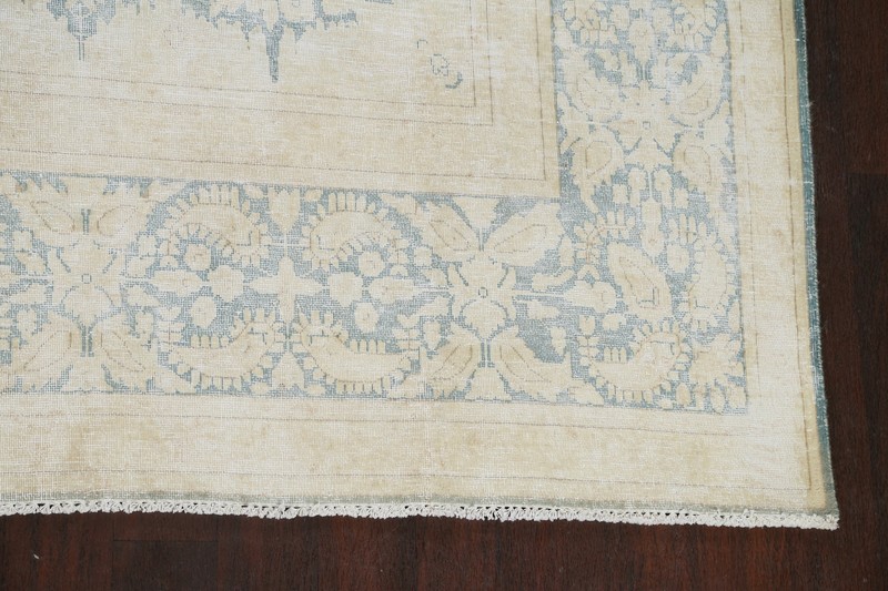 Muted Vintage Distressed Traditional 10x13 Area Rug Evenly Low Pile Hand-knotted gallery