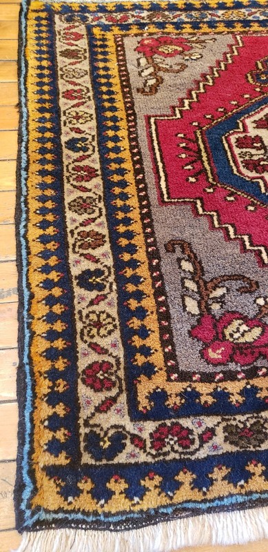 Beautiful Vintage 1960-1980's Wool Pile, Natural Dye,Tribal Rug 2’6” x 2’9” gallery
