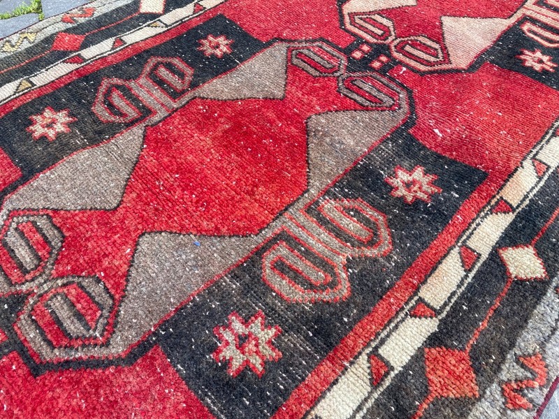 Bohemian Runner Rug, Turkish Vintage Rug, Handmade Wool Rug, 3,1 x 8,2 ft gallery