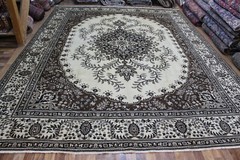 Large Handmade Oriental Wool Rug 400 x 310 cm (13’1” x 10’2”) Floral Medallion