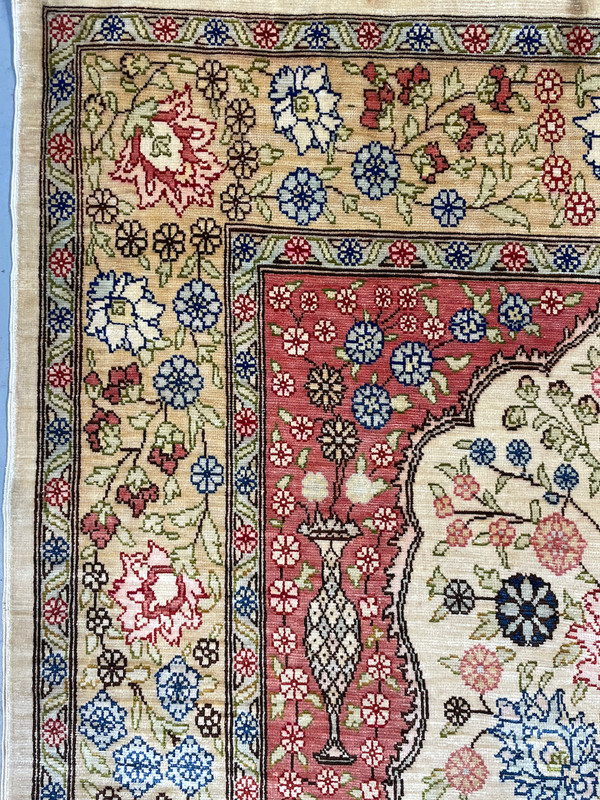 Silk Hereke gallery