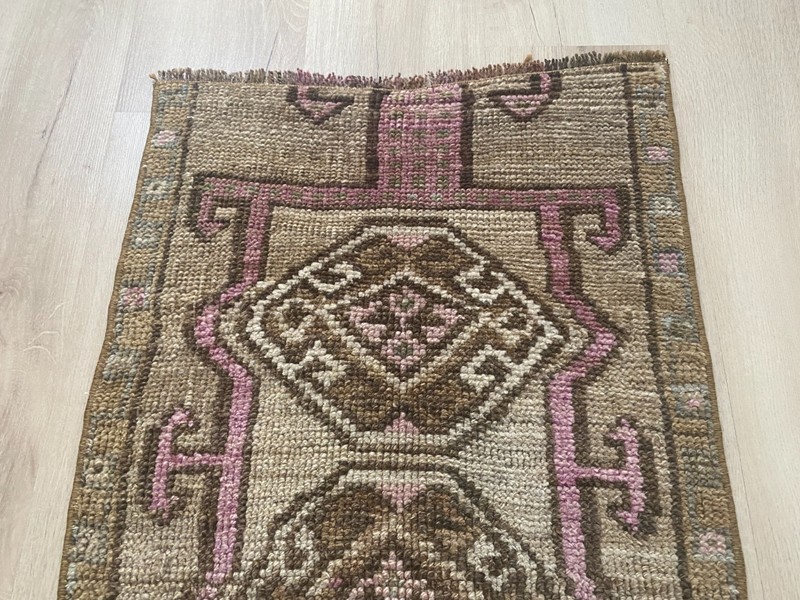 Vintage Turkish Accent Rug 1.7x2.6 Ft Handmade Wool Entryway Area Rug Decor gallery