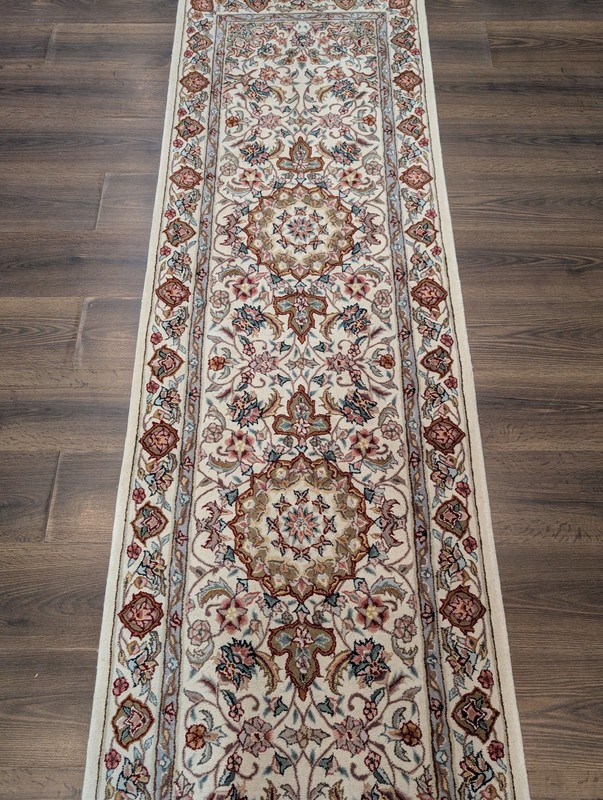 Per'sian Design Runner Rug 2.6 x 8.6, Ivory, Wool and Silk, Hand Tufted gallery