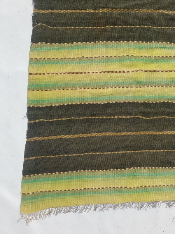 Vintage Traditional Handcrafted Lovely Striped Rug for Home Décor 155x134 cm gallery