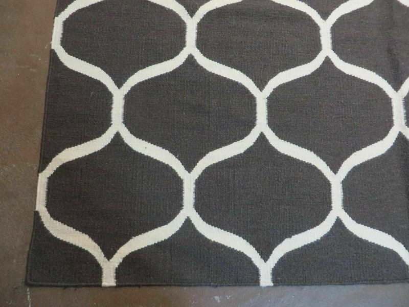 Modern Indian Dhurrie Rug 6x8, Geometric Trellis, Black gallery