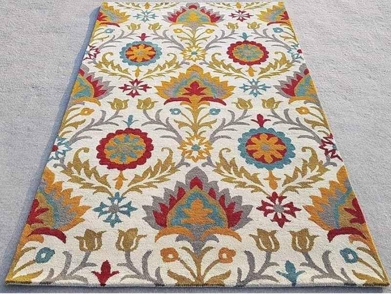 Luxurious Floral Rug With Beautiful Colour Combination And In a Gorgeous Look gallery