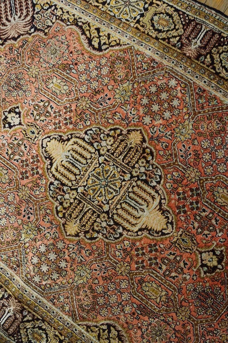 Qumm All Silk . Incredible Pair . Perfect Pair For Your Bedroom . 100% Authentic gallery