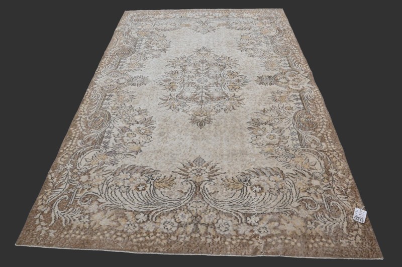 Vintage Turkish Oushak Rug, Beige 6x9 ft, Handmade Wool, Bohemian Anatolian gallery