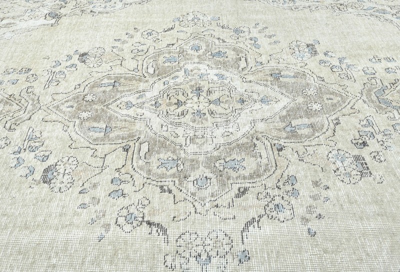 Antique Distressed Oriental Rug Classic Design Vintage Farmhouse Carpet 7X9 ft gallery