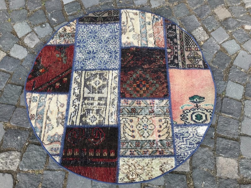 Turkish Vintage Rug, Home Decor Rug, Boho Decor Rug, Oushak Kilim Rug, 3,4x3,4ft gallery