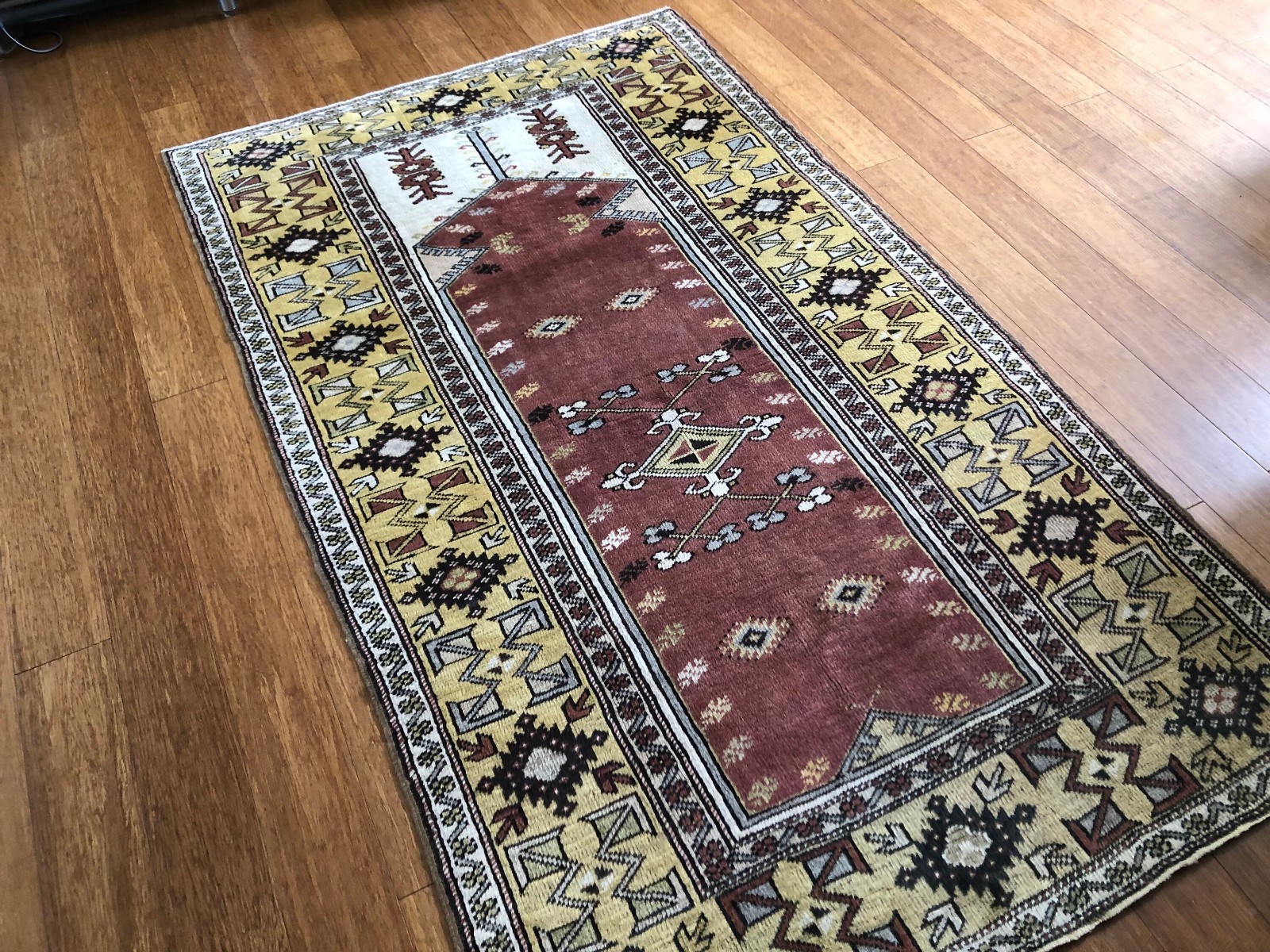 Vintage Turkish Rug: 1970s Prayer Design | 3'10"x6'9" gallery