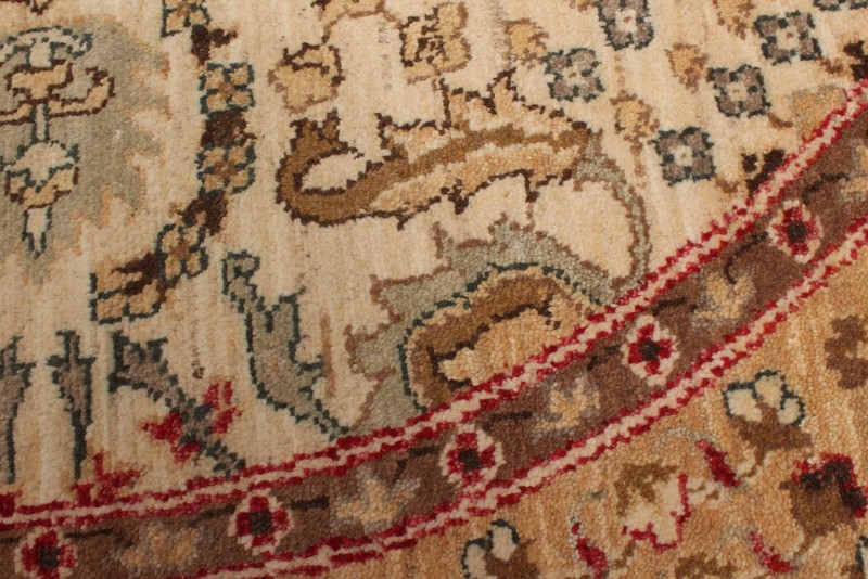 Vintage Hand-Knotted Area Rug 5'10" x 6'10" Traditional Oriental Wool Carpet gallery
