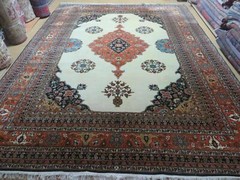 Indian Oriental Rug 9×12 Semi Open Field Medallion Ivory Tomato Red Handmade