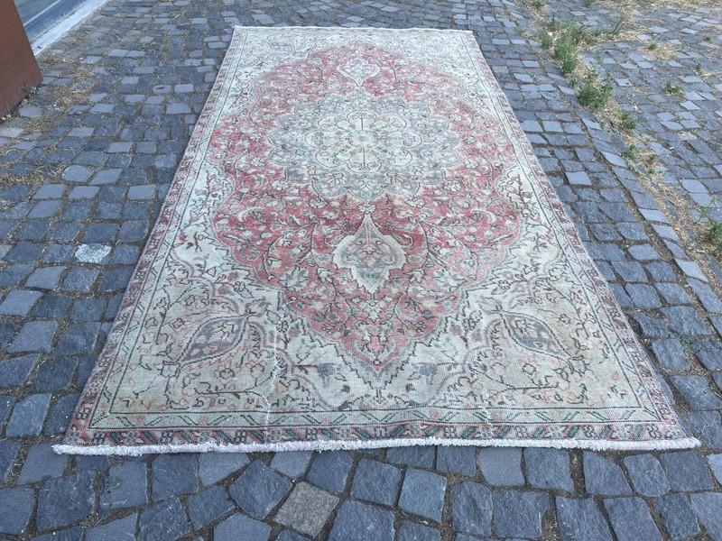 Turkish Vintage Rug, Handmade Wool Rug, Bohemian Large Rug, 8,2 x 9,9 ft gallery
