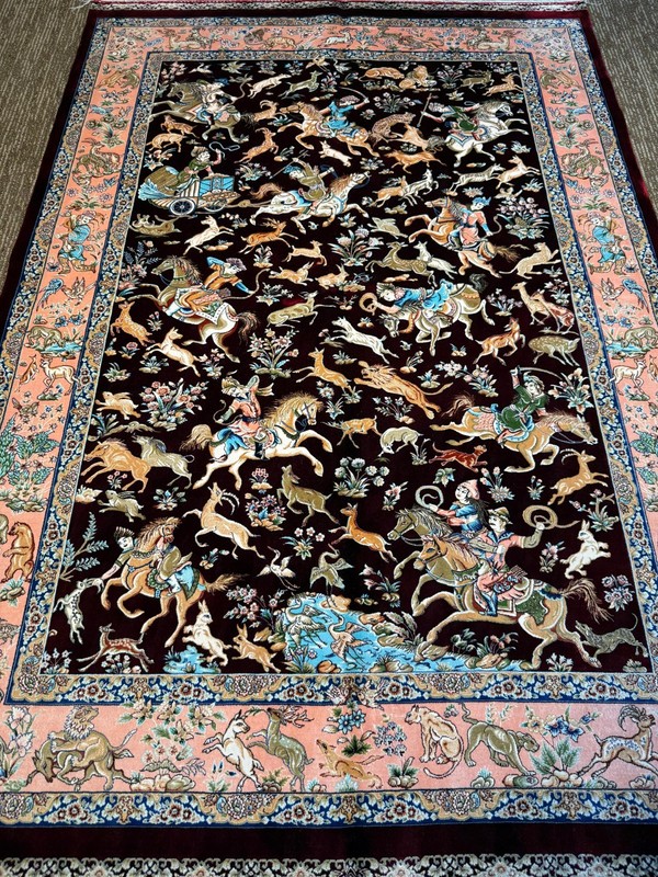100 x 150cm Hunting Pattern Silk Rug 3x5 feet, Animal Pictorial, Vintage Design gallery
