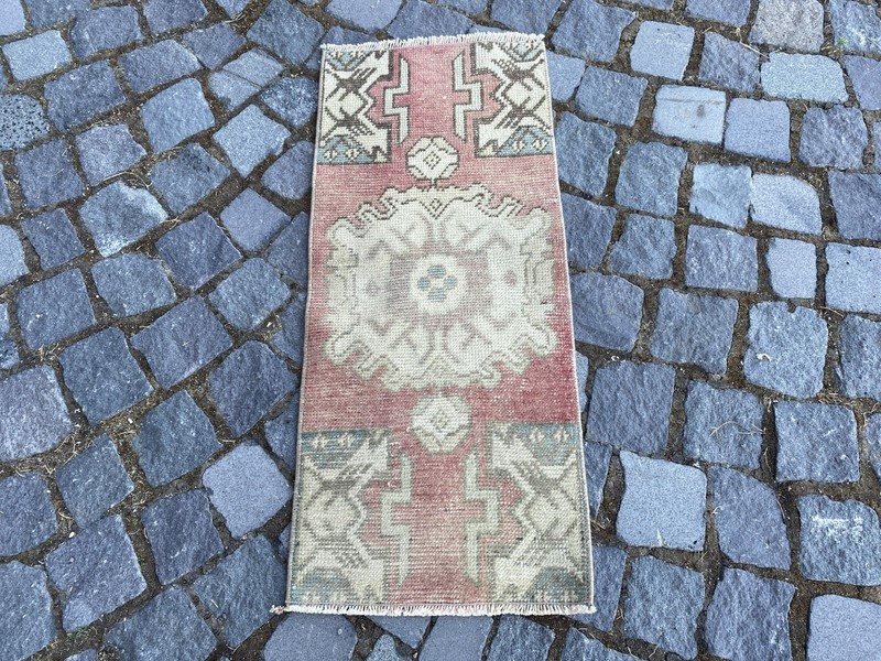 Vintage Turkish Rug, Hand-Knotted Wool, Dusty Rose Pink Small Doormat Mat Rug gallery