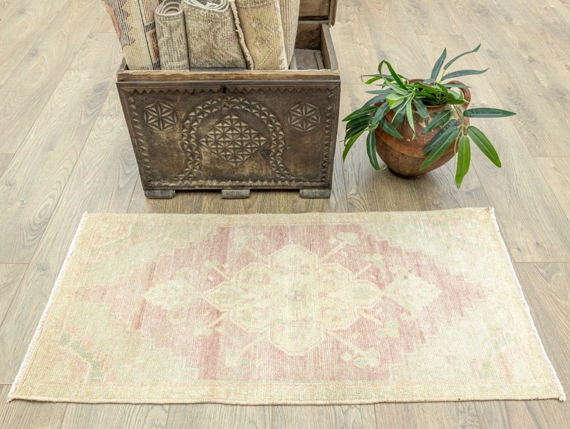 Vintage Handmade Turkish Oushak Wool Mat Rug 1'7" × 3'5" ft - Soft Rose Green gallery