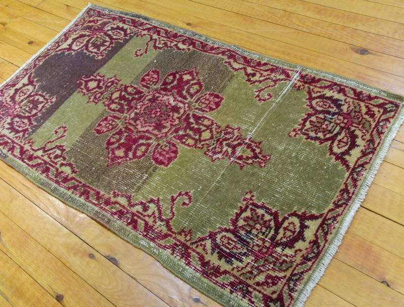 Beautiful Antique Cr1900-1939s Natural Dyes Turkish Ushak Rug 1’8”x 3’ gallery