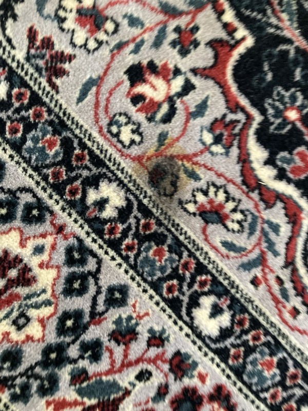 Pretty Large Wool Area Rug Carpet with Floral Medallion Pattern gallery