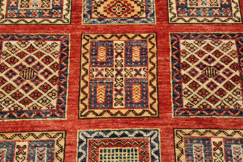 5' X 7' HANDMADE PERSAN BAKHTIARI DESIGN WOOL RUG. VEGGIE JEWEL COLOR 5x7 ft. gallery