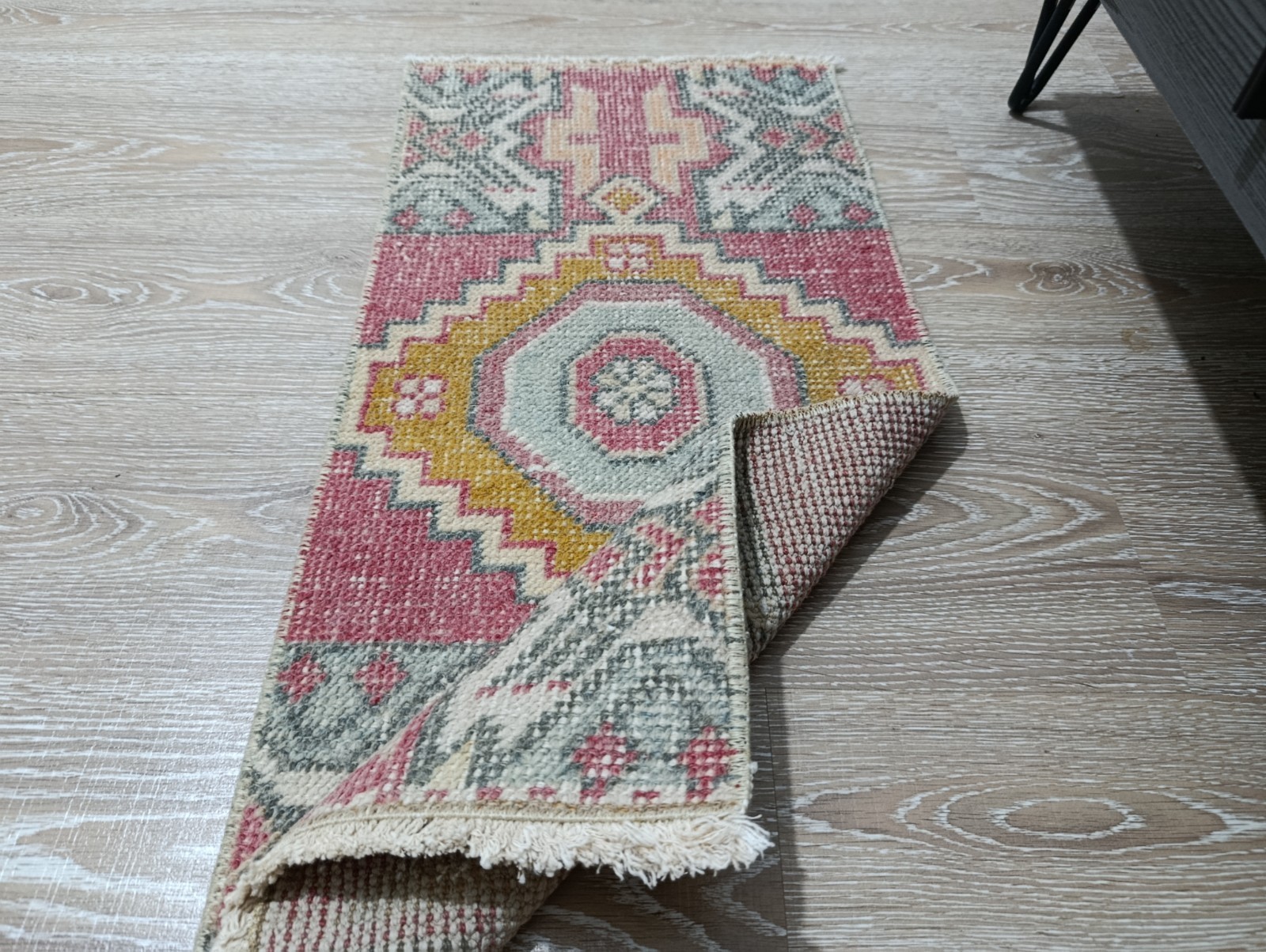 Turkish Vintage Rug, 1'3x2'6 ft, Red Small Mini Mat, Washable Doormat gallery