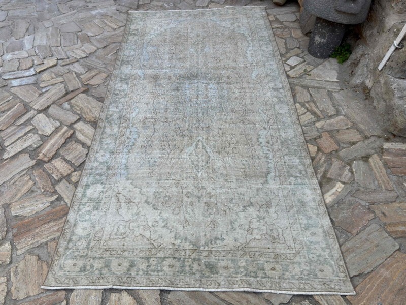 Hand-Knotted Large Turkish Rug 5x10 Beige Wool Traditional Area Carpet Muted gallery