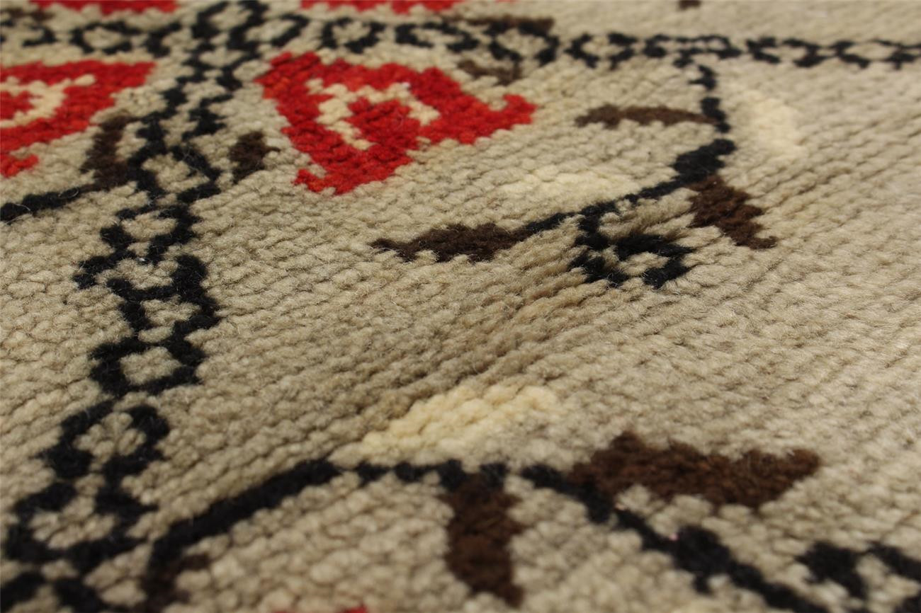 Vintage 5'3" x 9'6" Traditional Hand Knotted Vegetable Dye Wool Area Rug gallery