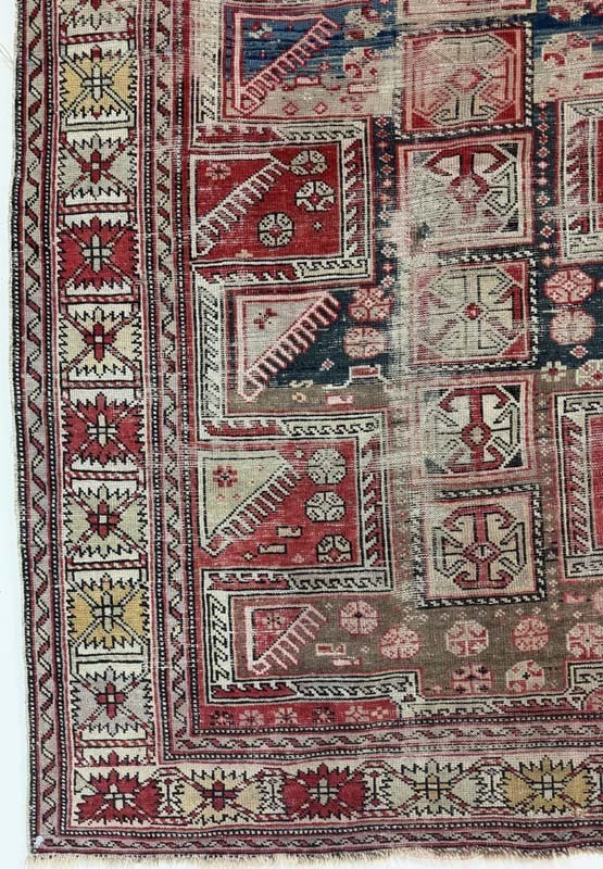 OLD CAUCASIAN SHIRVAN RUG gallery