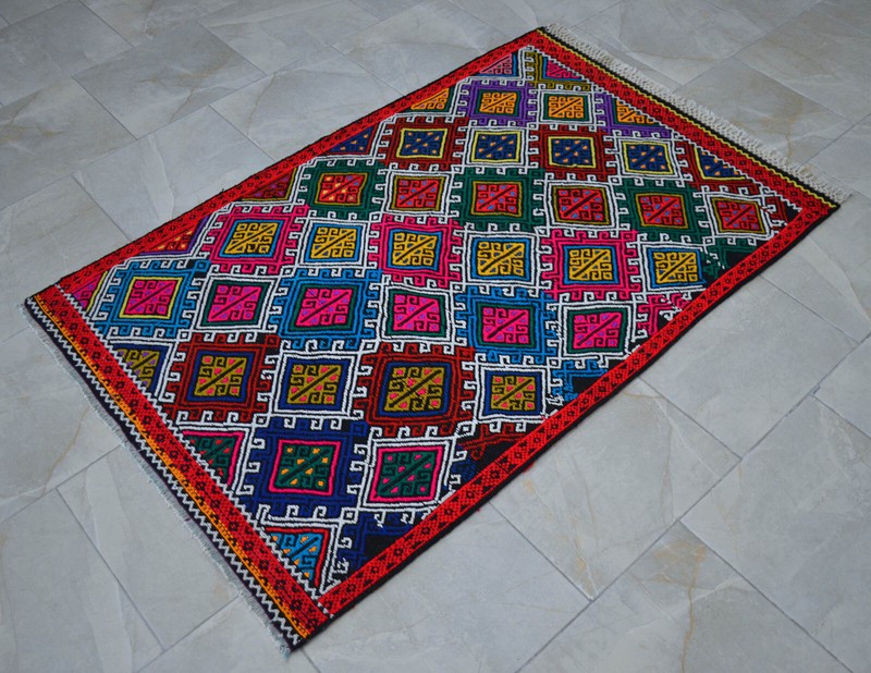 3x5 Rug Hand Made Turkish Rug Vintage Colorful Kilim Rug Actual 3'4" x 5' gallery