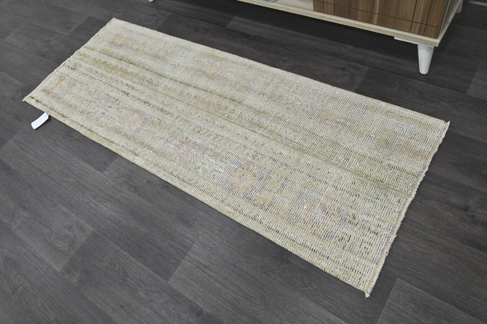 Vintage Turkish Runner Rug 2x5ft BEIGE Handmade Anatolian Oushak Hallway Wool
