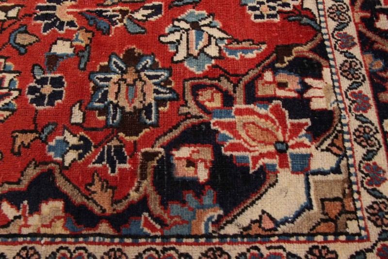 Vintage 3'10" x 6'7" Traditional Hand Knotted Vegetable Dye Wool Area Rug gallery