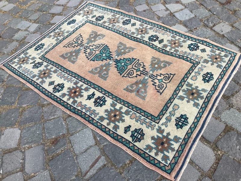 Turkish Vintage Rug, Home Decor Rug, Boho Decor Rug, Oushak Kilim Rug,2,7x3,9 ft gallery