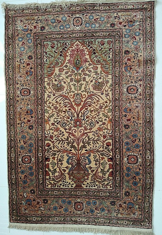 SUPER FINE GENUINE ALL SILK TURKISH PRAYER RUG WITH GOLD THREAD gallery