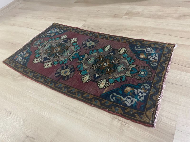 Turkish small rug, Oushak rug, Wool rug, Vintage rug, Bath rug, 1.6 x 2.9 ft gallery