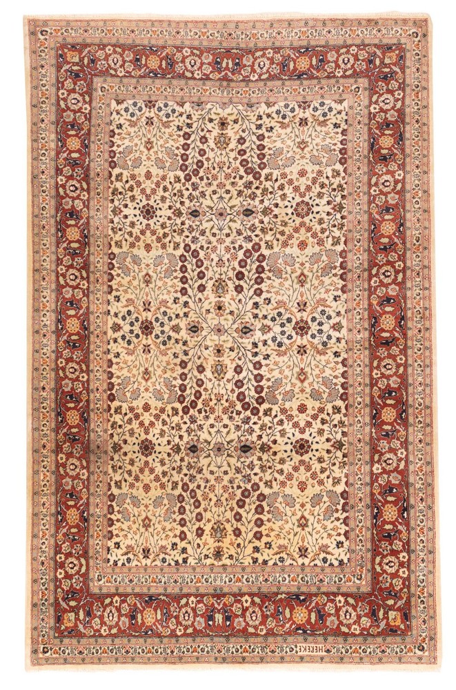 Vintage 5'9" x 9'3" Traditional Hand Knotted Vegetable Dye Wool Area Rug
