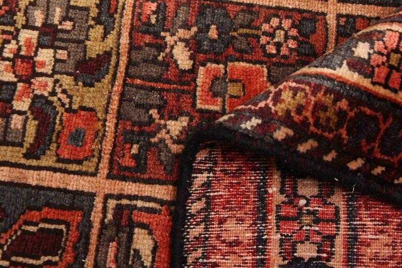Vintage 3'5" x 5'1" Traditional Hand Knotted Vegetable Dye Wool Area Rug gallery