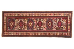 CAUCASIAN KAZAK ( MEMLING GUL ) Size : 3′ 6″ x 9′ 3″ Late 19th Century.