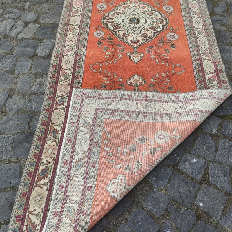 Vintage Area Rug 3.05 x 6.2 ft Bunyan Carpet , 3x6 Handmade 93 x 189 cm gallery