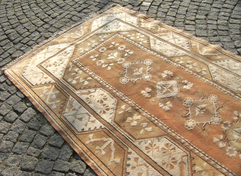 Vintage Rug 62'' x 98'' Anatolian Muted Colors Rug Hand Knotted Rug Low Pile Rug gallery