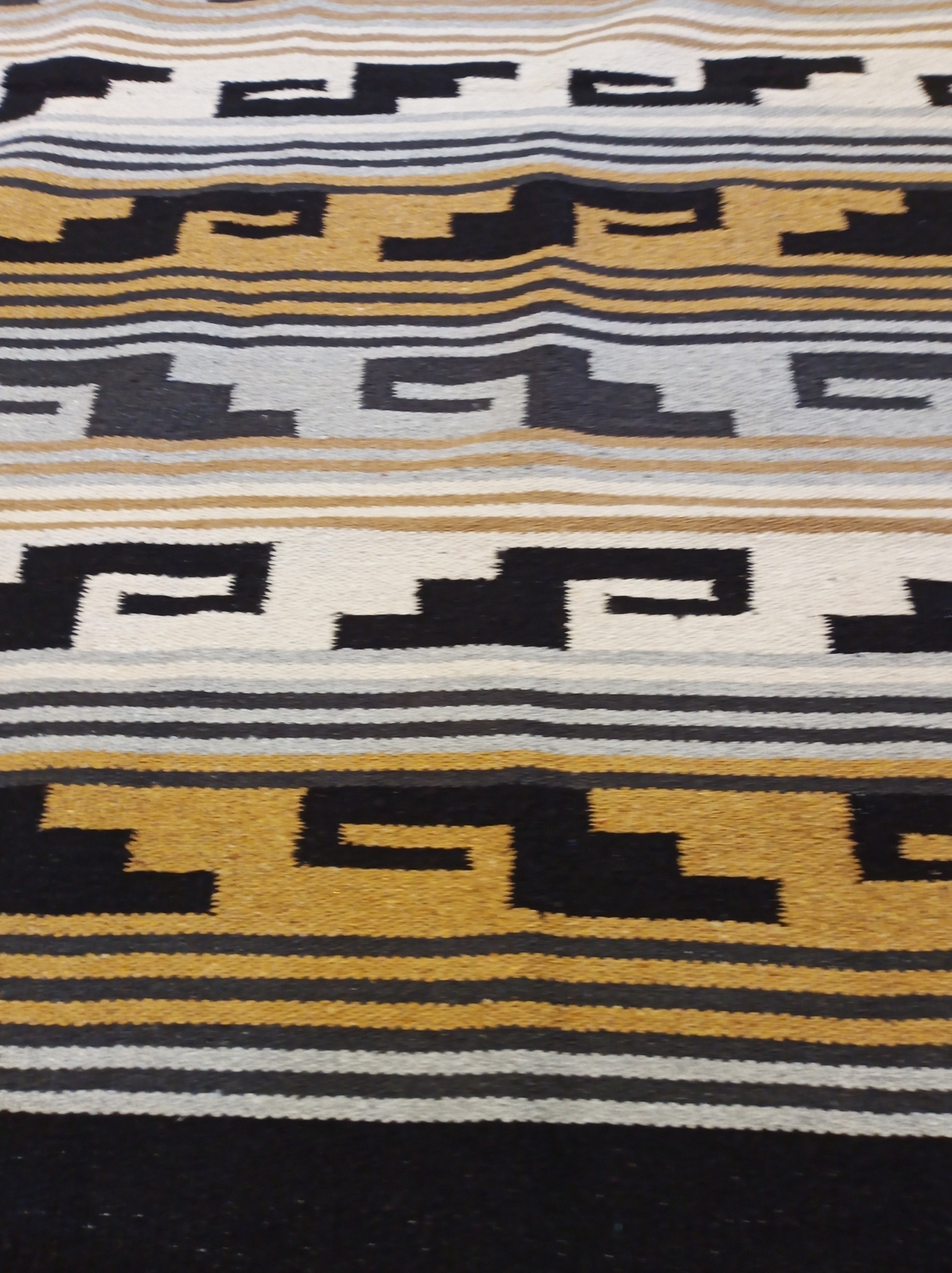 Handwoven Southwest Design Acrylic Rug; 4'x6'; HAZT4X6-25 gallery