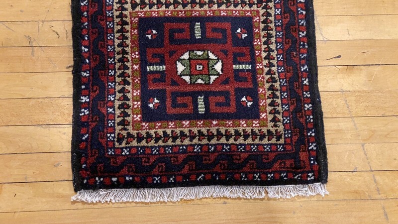 Beautiful Vintage Turkish Tribal Bohemian Rug 3’1”x 1’4” gallery