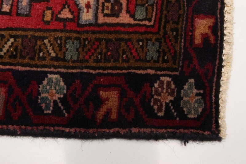 Vintage 3'2" x 8'10" Traditional Hand Knotted Vegetable Dye Wool Area Rug gallery