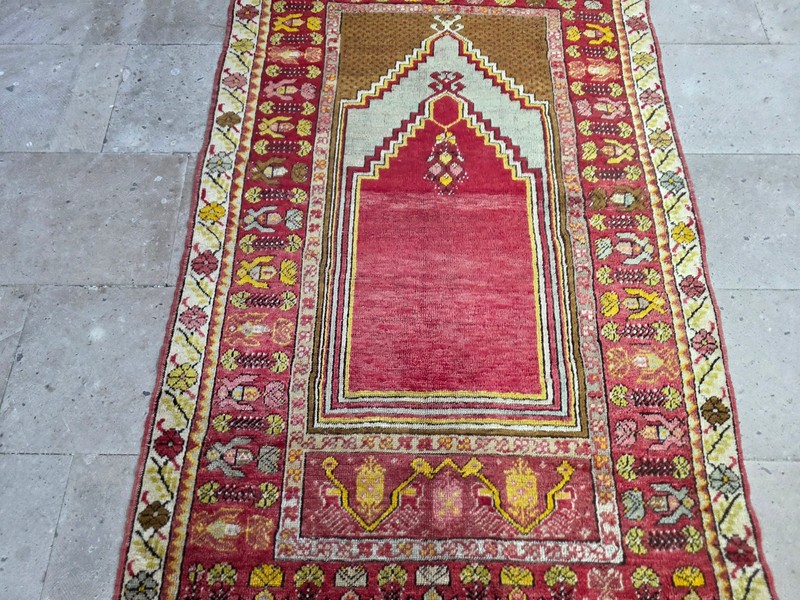 Kirsehir Anatolian Rug Old Handmade Turkish Wool Prayer Carpet gallery