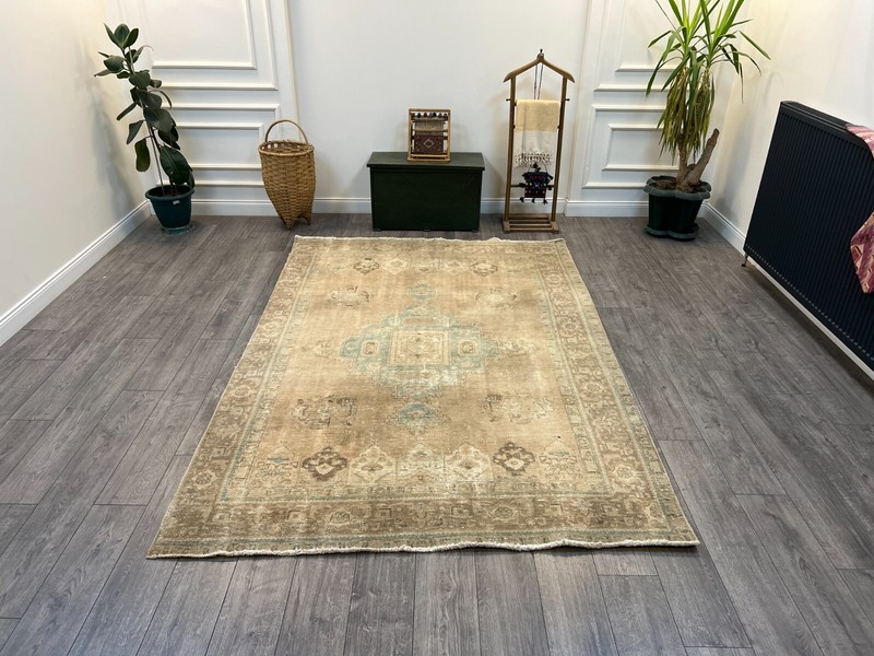 Persian Rug, Handmade Rug, Living Room Rug, Bedroom Rug, Wool Rug, 6.2 x 9.4 ft gallery