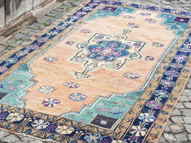 Persian Area Rug , 9.5 x 5 fT Hand knotted Vintage Colorful Rug , Blue gallery
