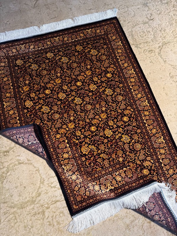 Silk Rug 3 x 5 Feet Soft Floral Pattern Antique Design Premium Quality 91 x 152 gallery